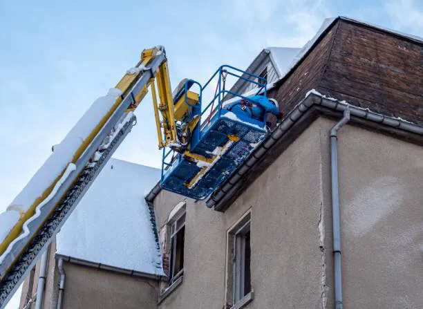 Commercial Exterior Maintenance Contracts by Busy Bee